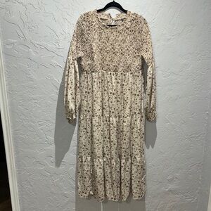 SHEIN Beige Floral Long Sleeve Dress